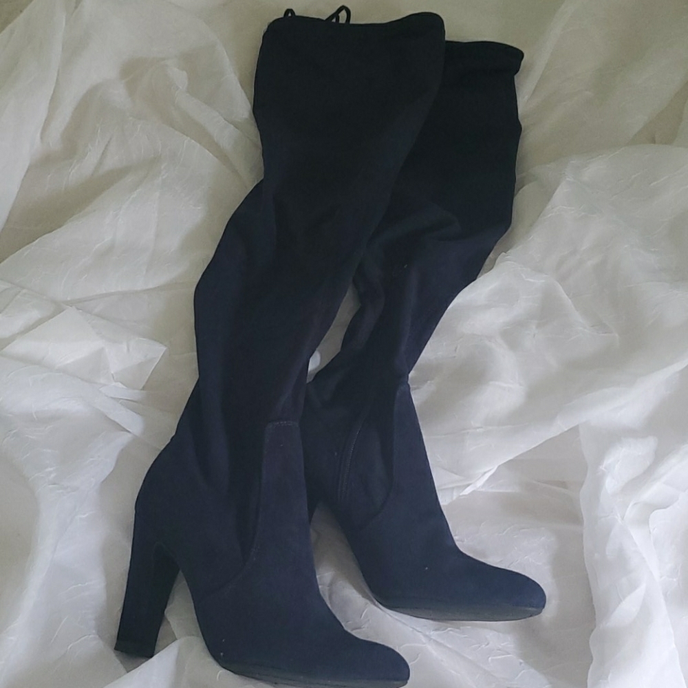 Unisa navy blue suedette boots
